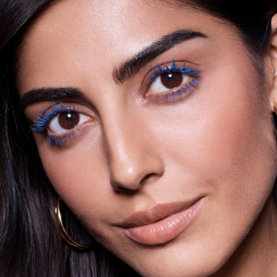False Lash Effect Max Out Blue Primer - Image 3