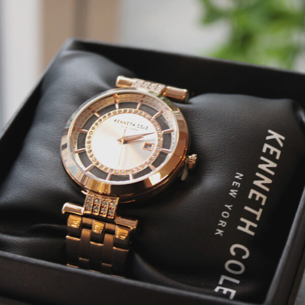 Kenneth Cole Damuur