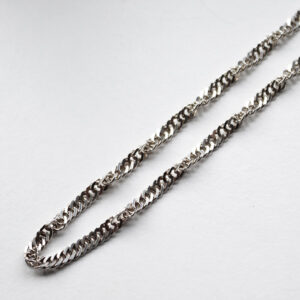 Singapore Hálsketa Silvur 4,7 / 38 cm