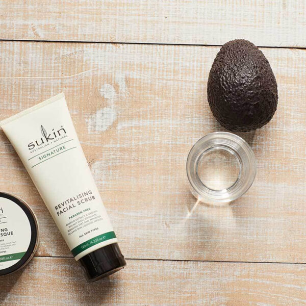 Signature Revitalising Facial Scrub Reinfann