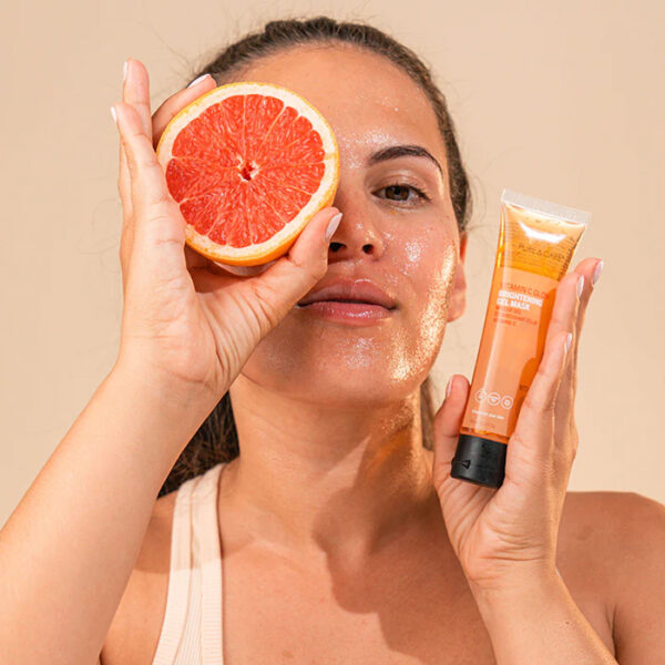 Vitamin C Glow Brightening Gel Mask - Image 3