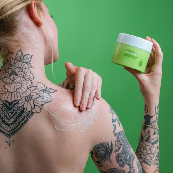 Aloe Vera Body Scrub 300 ml - Image 2