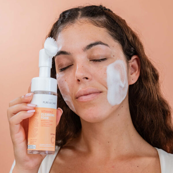 Vitamin C Cleansing Foam við Applikator - Image 3