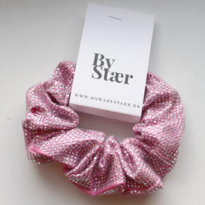By Stær Tindra Scrunchie