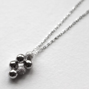 Olinanor 6 Hálsketa Silvur