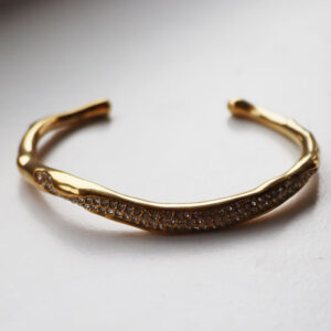 Glow Ella Armringur Gylt Stál