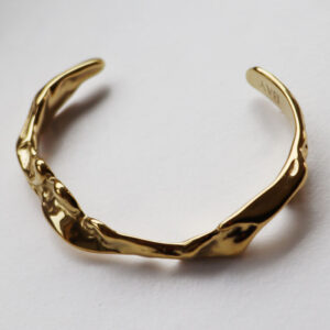 Flow Cuff Armringur Gylt Stál