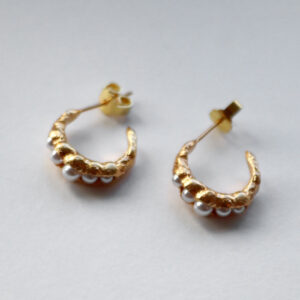 Pearl Croissant Oyraringar Gylt