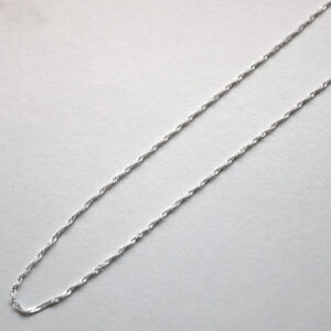 Singapore Hálsketa Silvur 1,5 mm / 42 cm