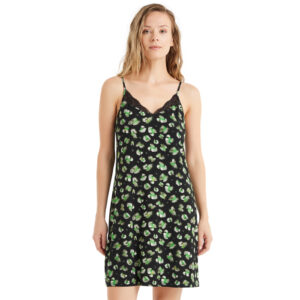 Náttkjóli við Stroppum 60506 Green Leopard