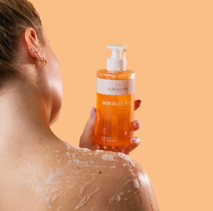 Vitamin C Body Oil Gel Wash 300 ml - Image 2