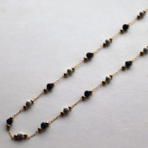 Muun Yara Black & White Beads Hálsketa Gylt Stál